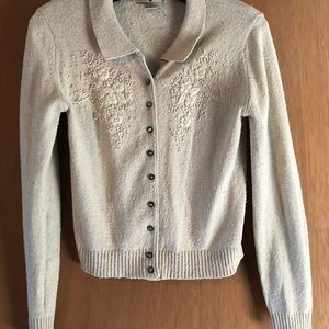 Cardigan embroidered sweater